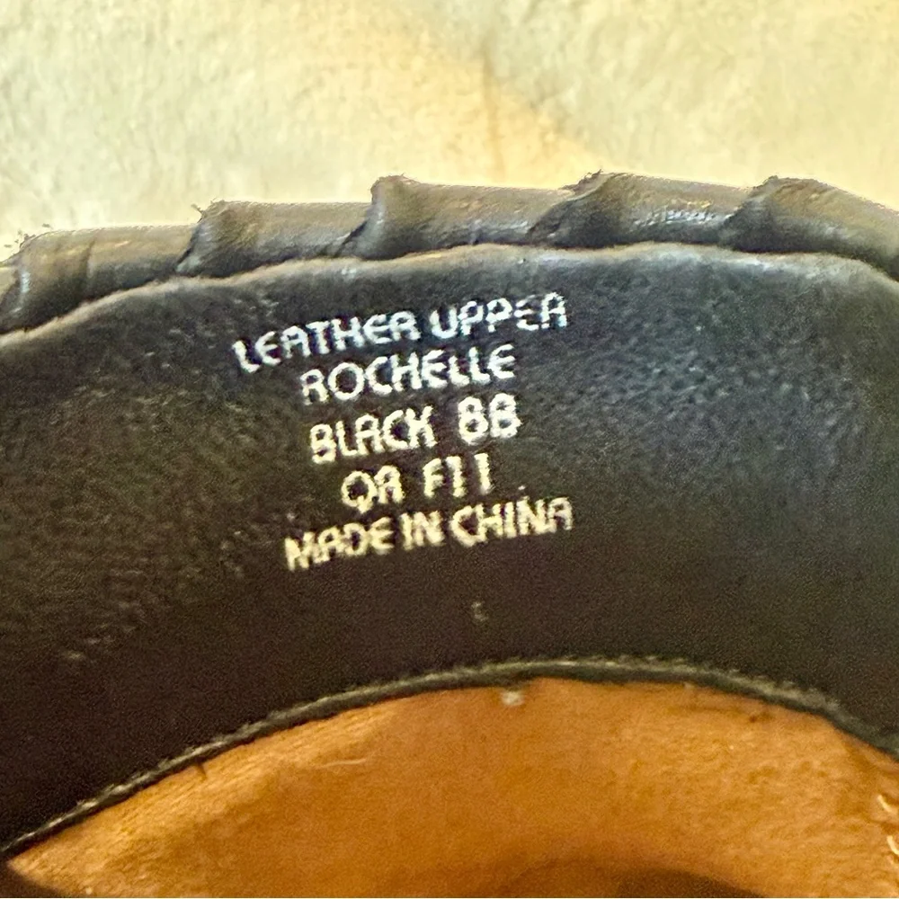 Earthies Black Leather Clogs with Braided Accent - Picture 12 of 12